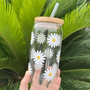 NewEleven | Daisy Glass Tumbler with Bamboo Lid and Straw